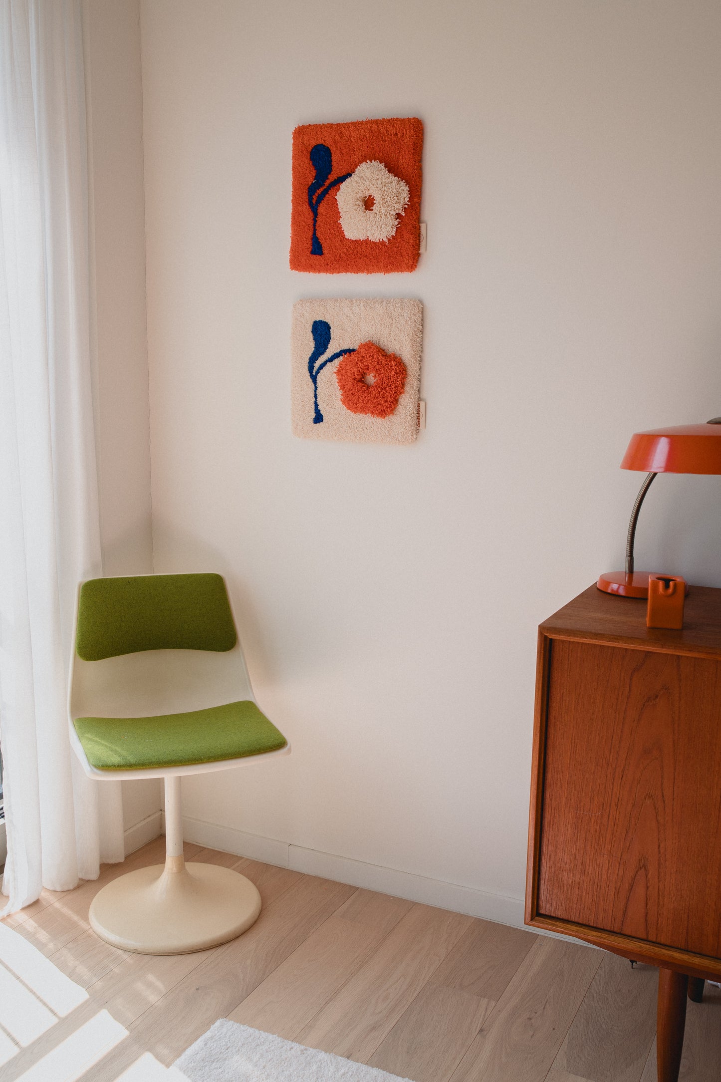 La petite fleur orange - Tapis mural