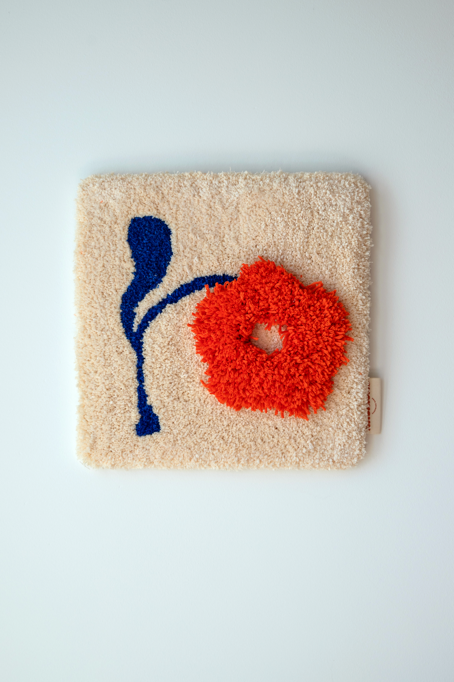 La petite fleur orange - Tapis mural